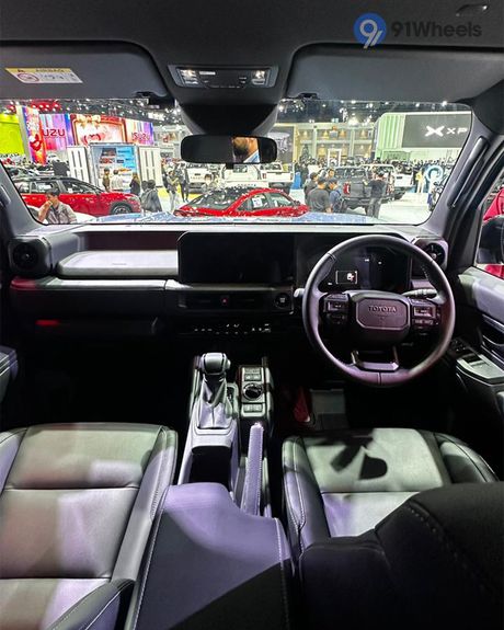 Land Cruiser FJ Dashboard