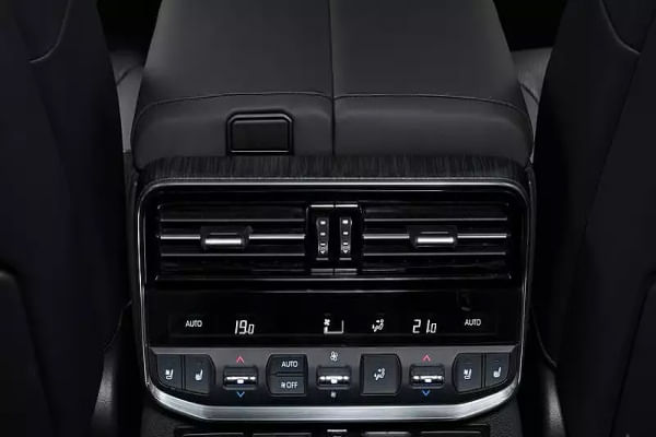 Toyota Land Cruiser 300 Rear Row Air Vent
