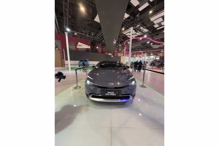 Toyota Prius PHEV Front View