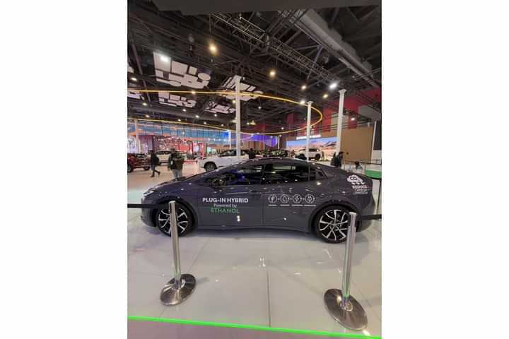 Toyota Prius PHEV Left Side View