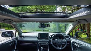 Toyota RAV4 Price - Launch Date, Images, Colours & Reviews