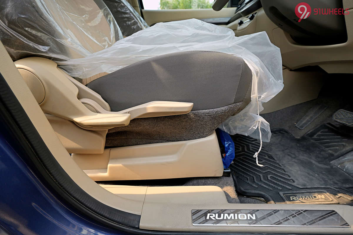 Toyota Rumion Seat Adjustment for Driver