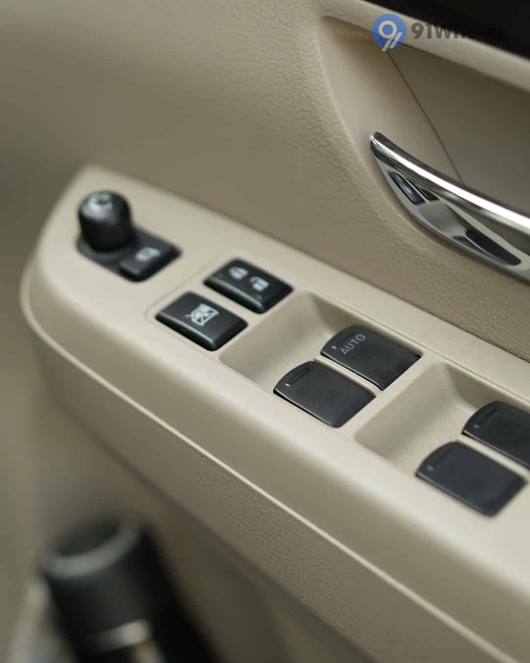 Outer Rear View Mirror (ORVM) Controls