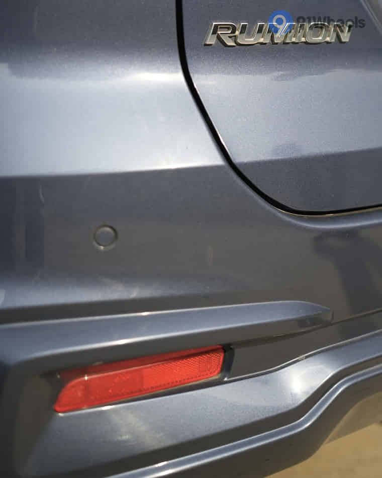 Headlights & Tail-lights - 7 Headlights & Tail-lights - 7