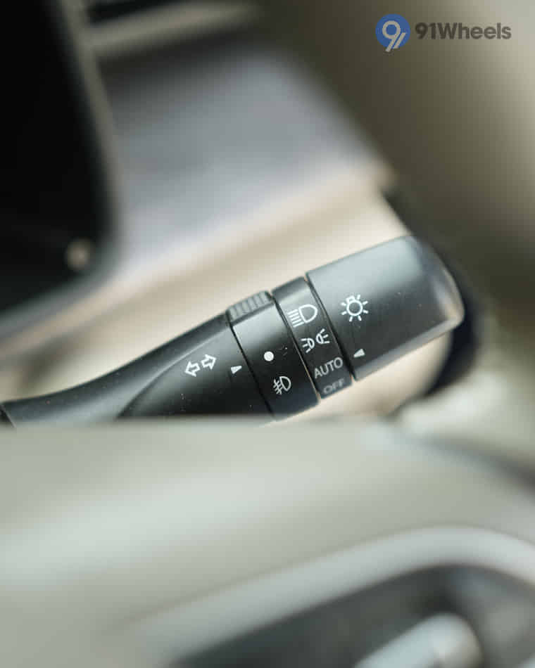 Driver Controls - 4 Driver Controls - 4