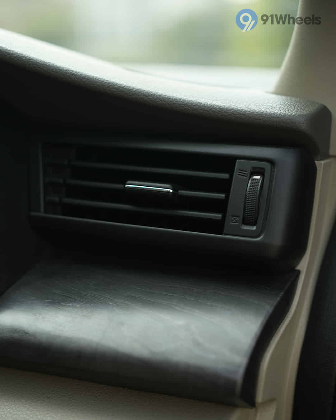 Right Side Air Vents