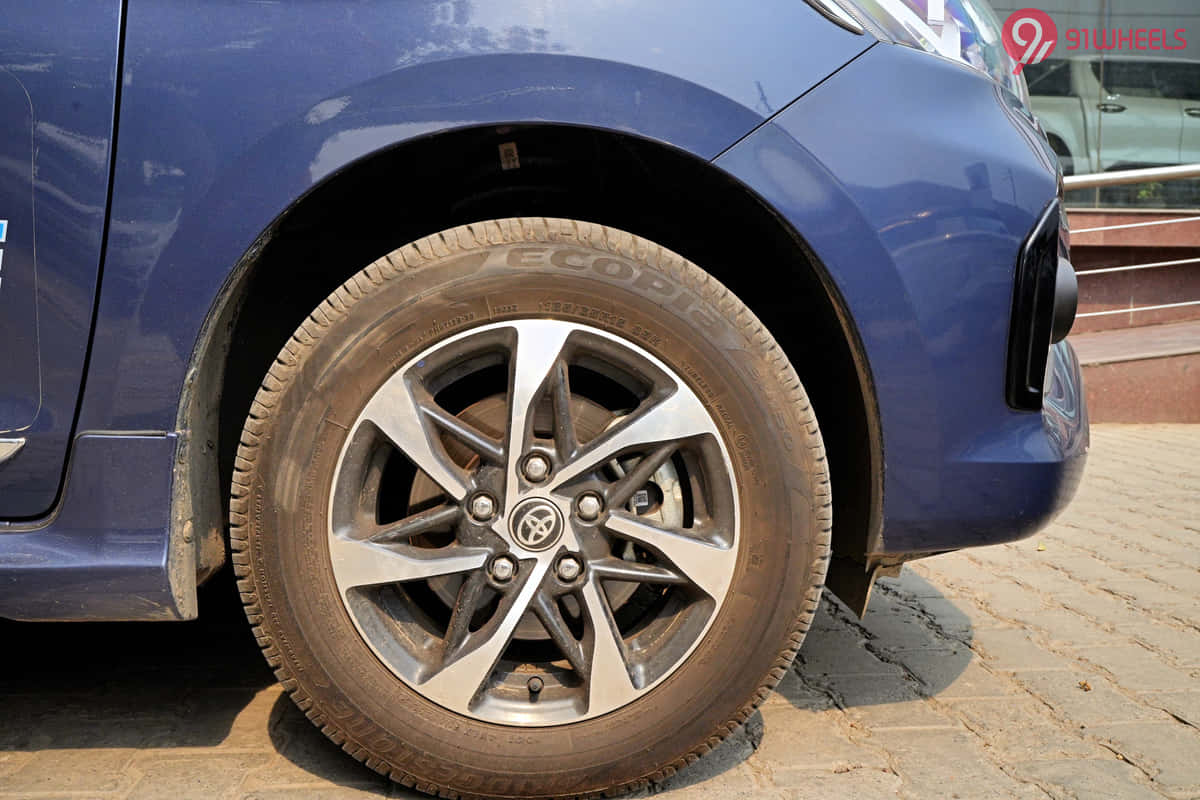 Toyota Rumion Price 2025 | Car Images, Reviews, Mileage