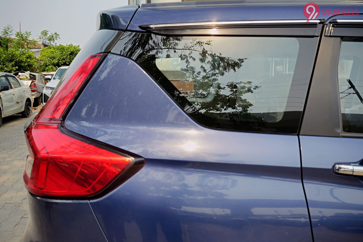 Toyota Rumion Rear Quarter Glass