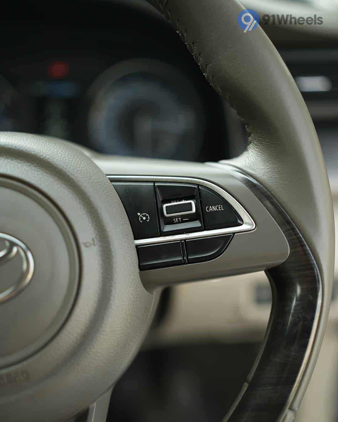 Right Steering Mounted Controls