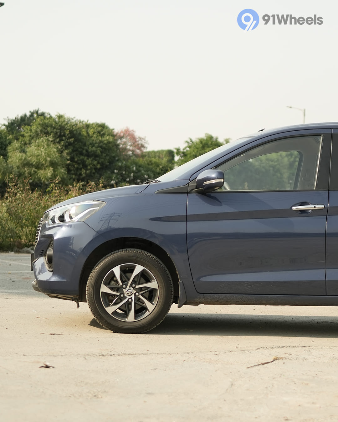 Toyota Rumion Front Fender