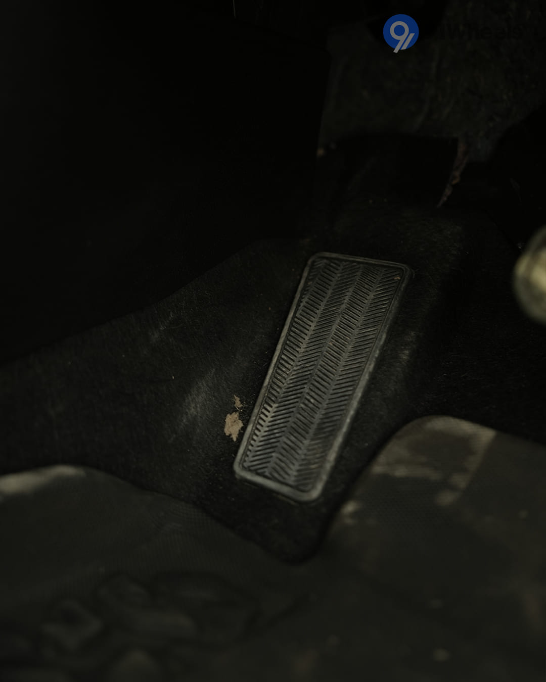 Driver Controls - 12