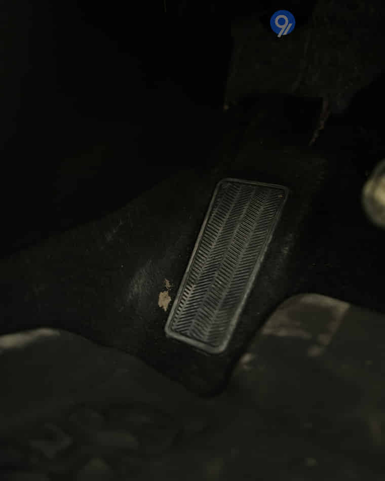 Driver Controls - 11