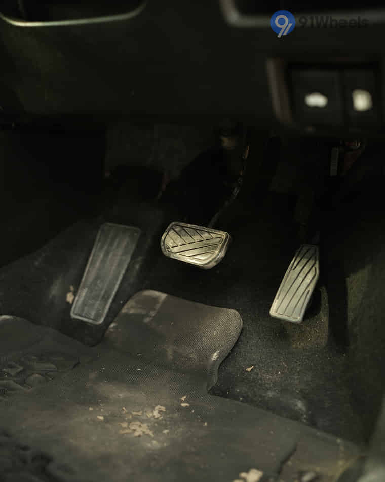 Driver Controls - 6