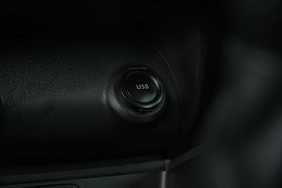 Toyota Taisor USB Port/Power Socket/Wireless Charging