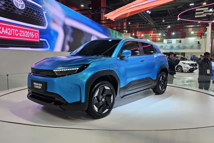 Toyota Urban Cruiser EV Left Front Three Quarter
