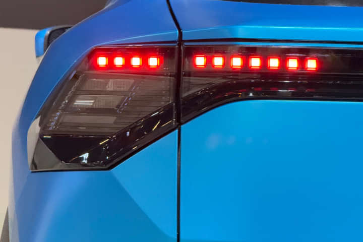 Toyota Urban Cruiser EV Blinker