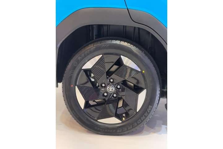 Toyota Urban Cruiser EV Wheel