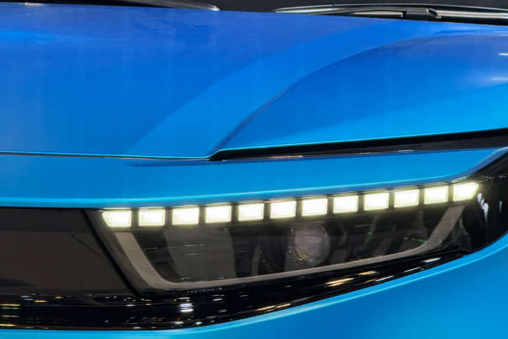 Toyota Urban Cruiser EV Blinker