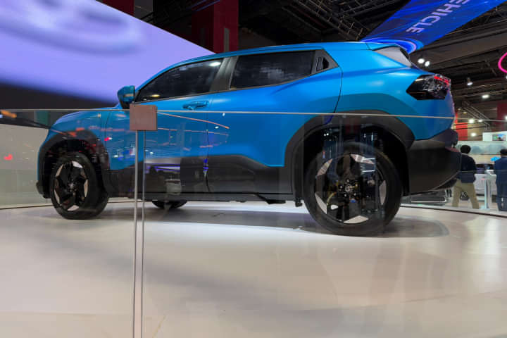 Toyota Urban Cruiser EV Left Rear Three Quarter