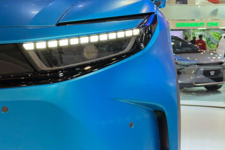Toyota Urban Cruiser EV Headlight