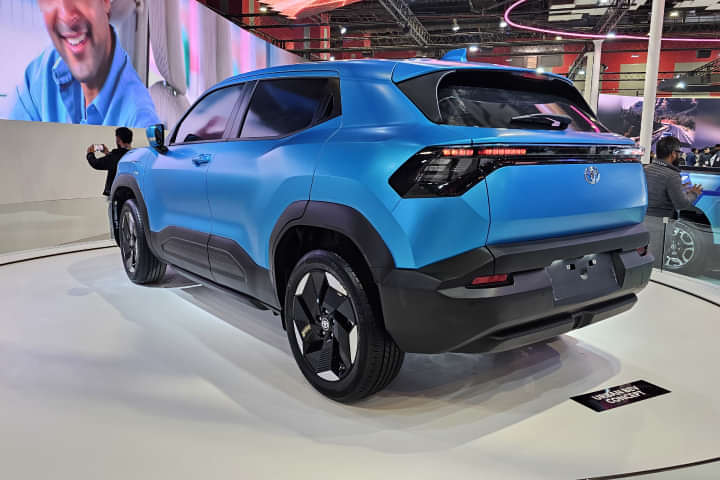Toyota Urban Cruiser EV Left Rear Three Quarter