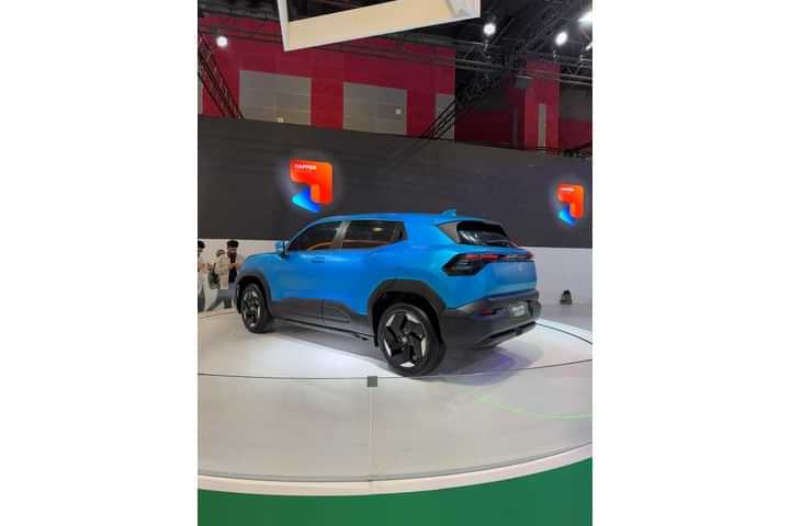 Toyota Urban Cruiser EV Left Rear Three Quarter