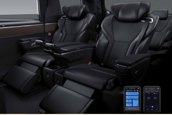 Toyota Vellfire Rear Seats