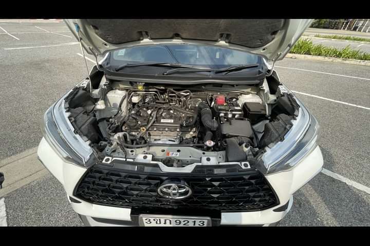 Toyota Veloz Engine Shot