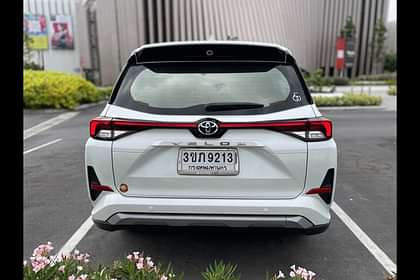 Toyota Veloz Rear View