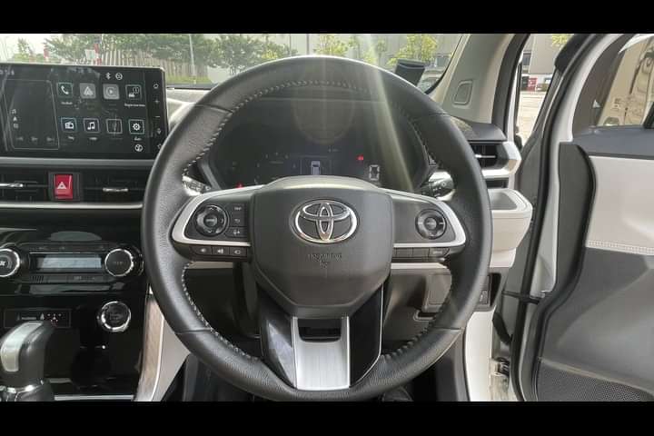 Toyota Veloz Steering Wheel