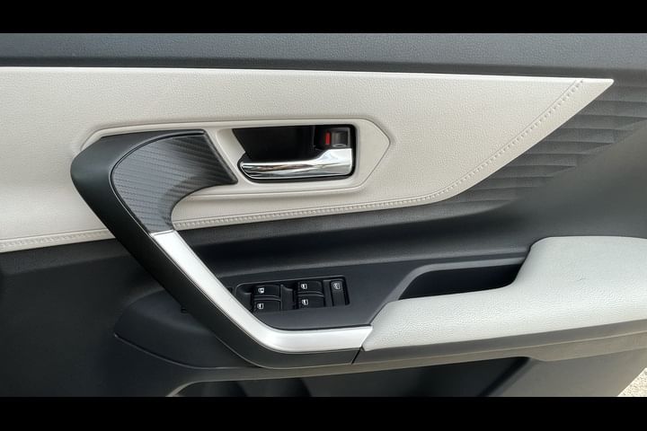 Toyota Veloz Rear Door Pad Handle