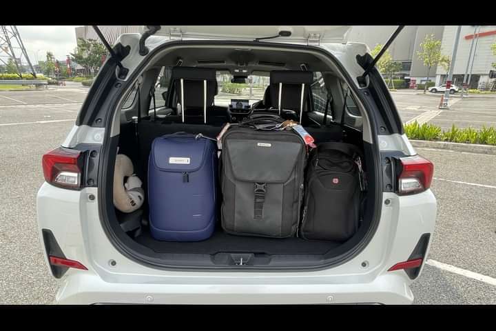 Toyota Veloz Open Boot/Trunk