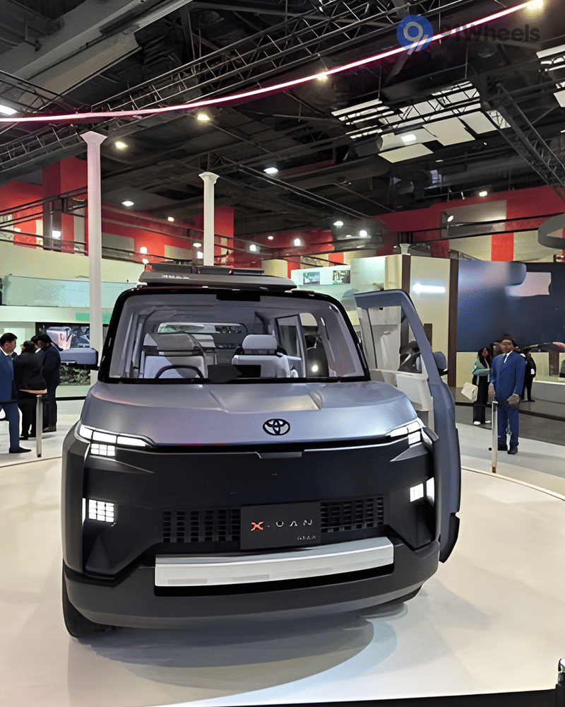 Toyota XVan - Image 5