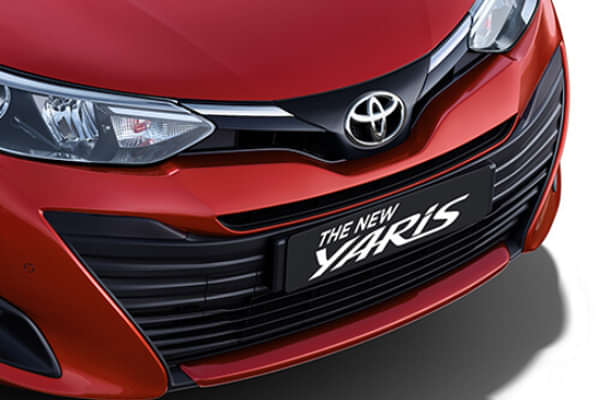 Toyota Yaris Grille