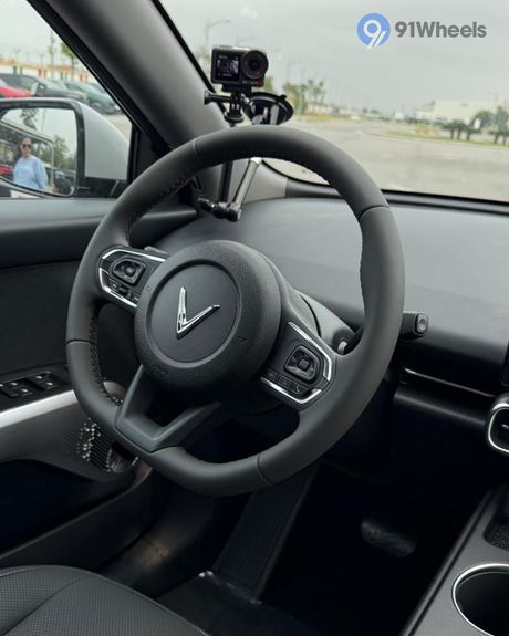 VF MPV 7 Steering Wheel
