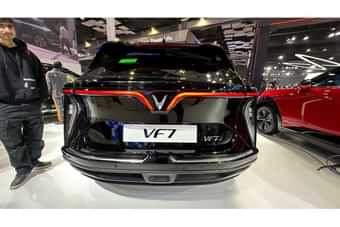 VinFast VF7 Rear View