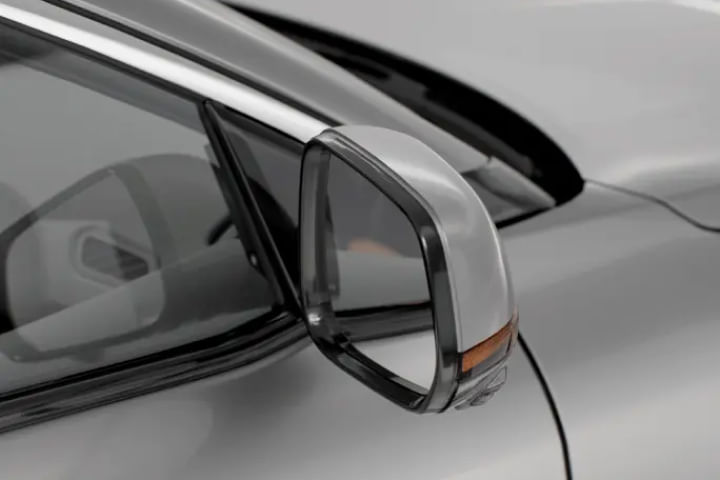 VinFast VF8 Outer Rear View Mirror ORVM Controls VinFast VF8 Outer Rear View Mirror ORVM Controls