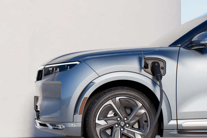 VinFast VF9 Charging Outlet