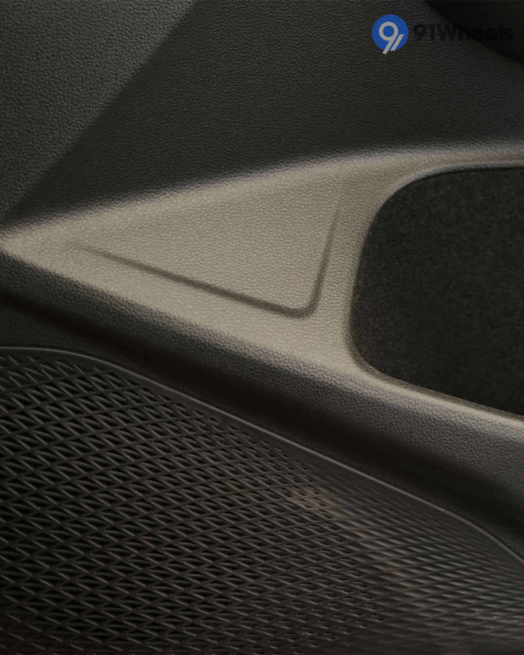 Rear Speakers