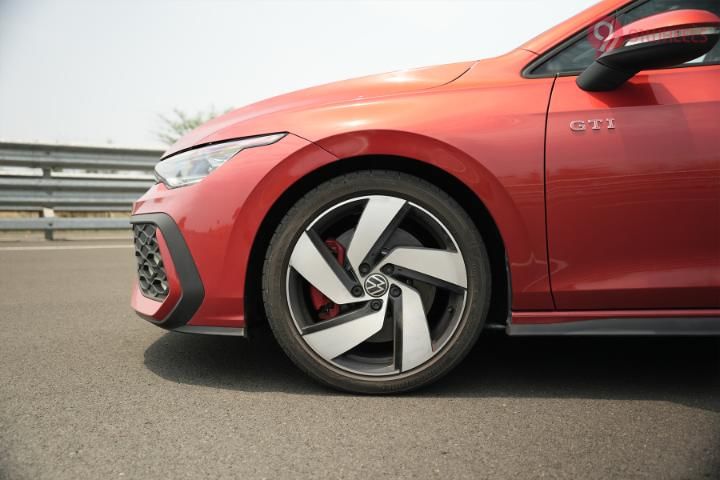 Volkswagen Golf GTI Wheel