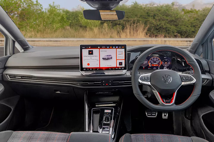 Volkswagen Golf GTI Central Dashboard - Top Storage/Speaker