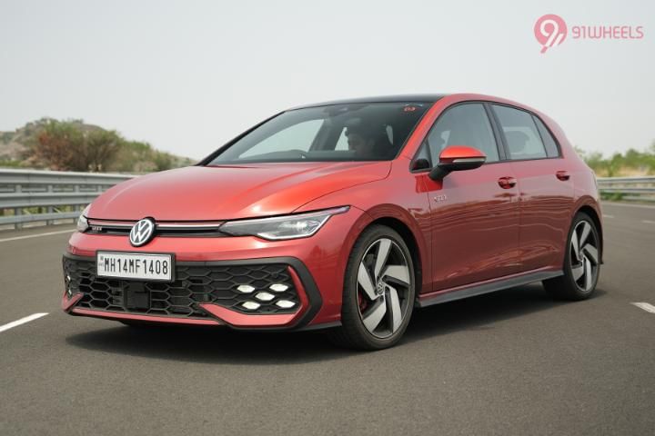 Volkswagen Golf GTI Left Front Three Quarter