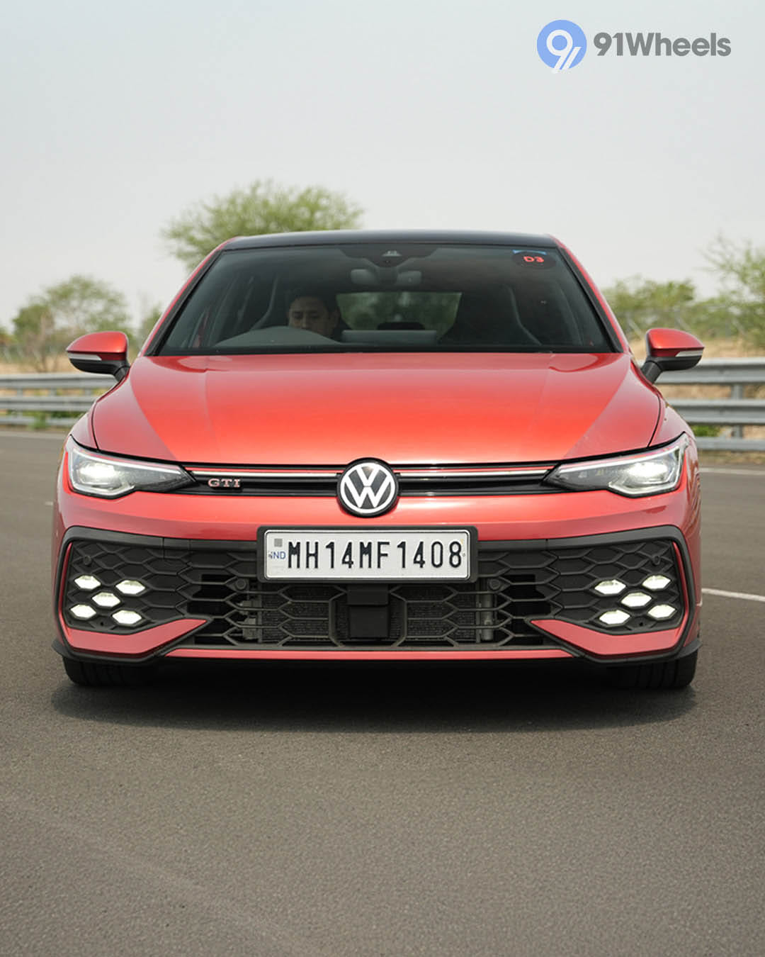 Volkswagen Golf GTI Front View Volkswagen Golf GTI Front View