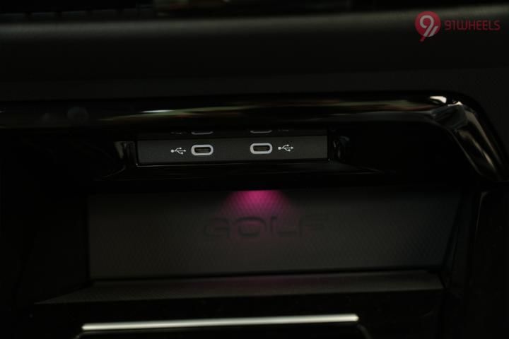 Volkswagen Golf GTI USB Port/Power Socket/Wireless Charging