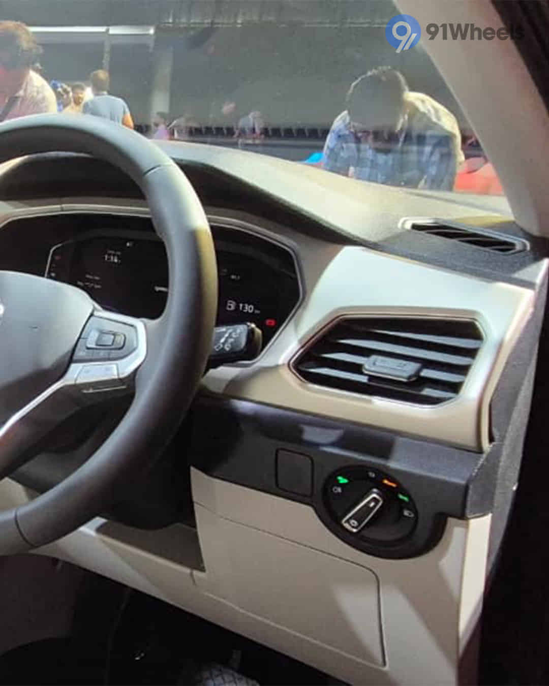 Right Side Air Vents Right Side Air Vents