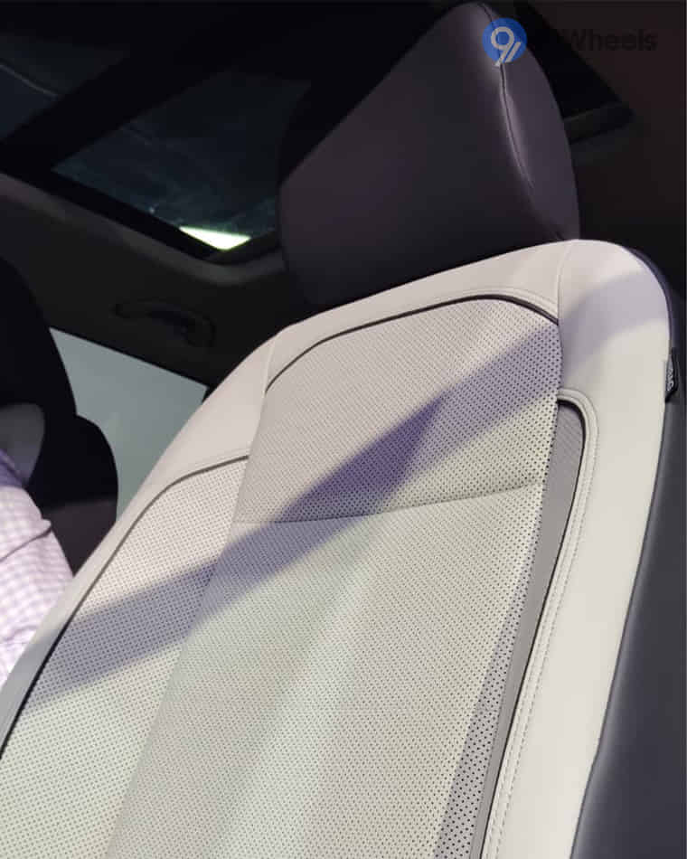 Seats & Cabin Comfort - 1 Seats & Cabin Comfort - 1