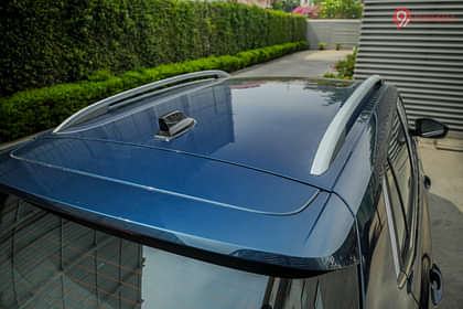 Volkswagen Taigun GT Line 1.0L TSI MT Car Roof