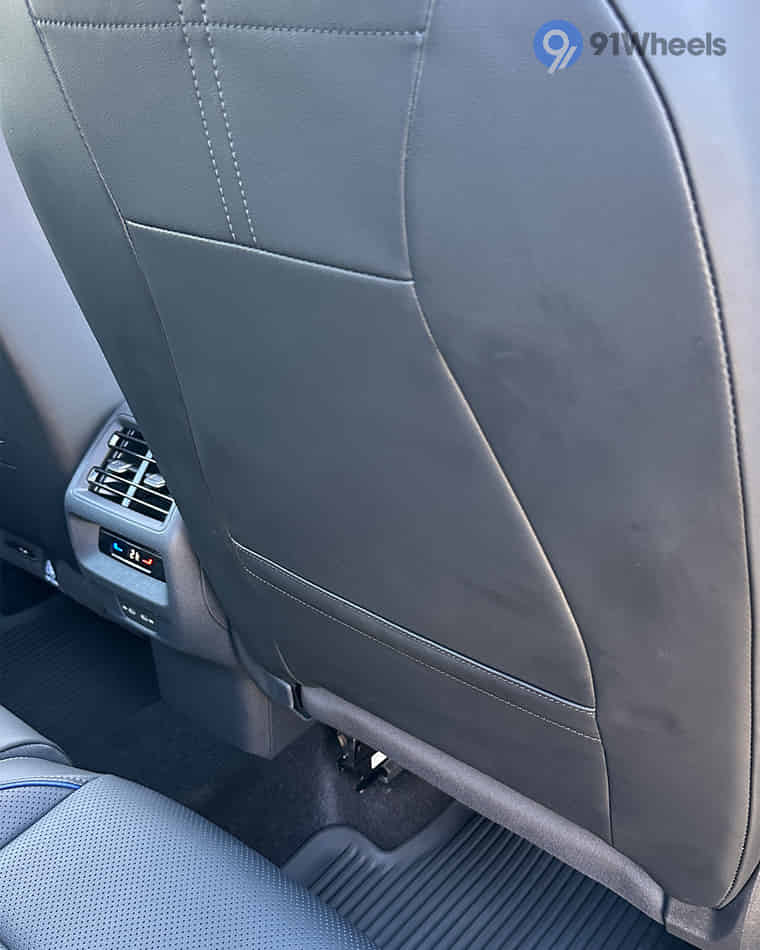 Seats & Cabin Comfort - 28