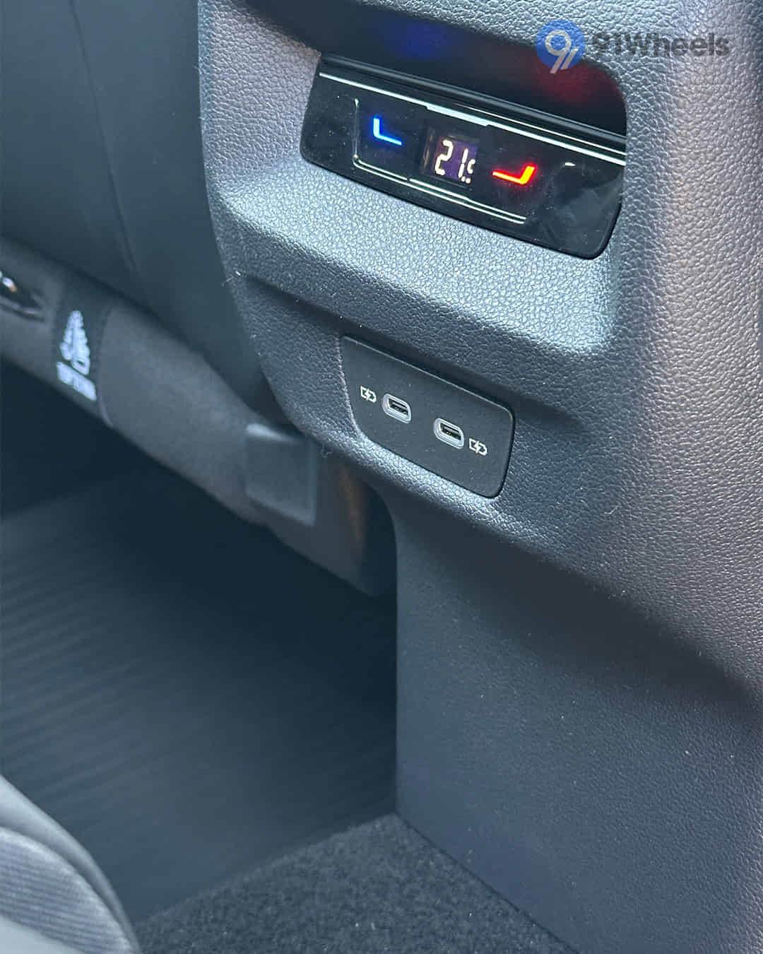 Rear Row Charging Point