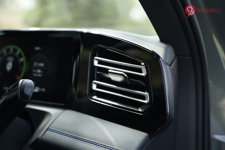 Volkswagen Tiguan R-Line Right Side Air Vents